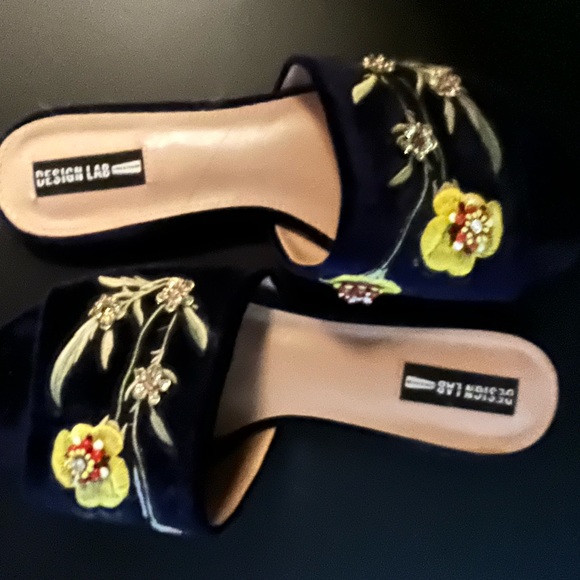 Design Lab Lord & Taylor Fleur Navy Velvet Mule 9M - Picture 2 of 12